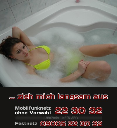 ... zieh mich langsam aus Zeig mir doch, warum ich nicht schüchtern sein soll.