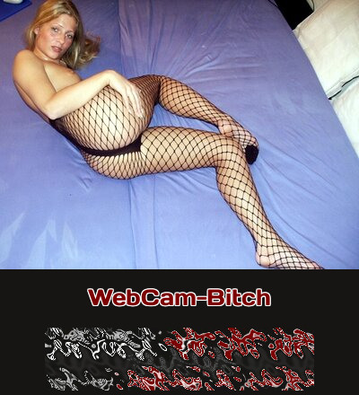 WebCam-Bitch Sie ist eine geile Bitch, die auf alle Arten mit ihrer Sexualität öffentlich sein will.